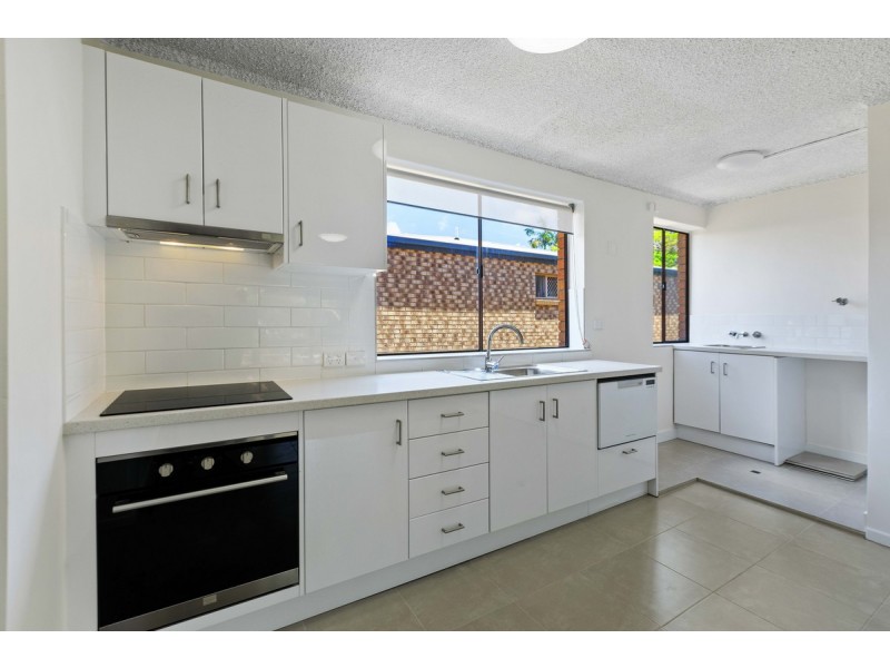 2/65 Jellicoe Street, Coorparoo QLD 4151