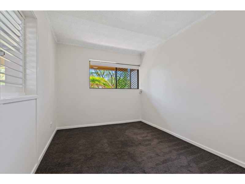 2/65 Jellicoe Street, Coorparoo QLD 4151