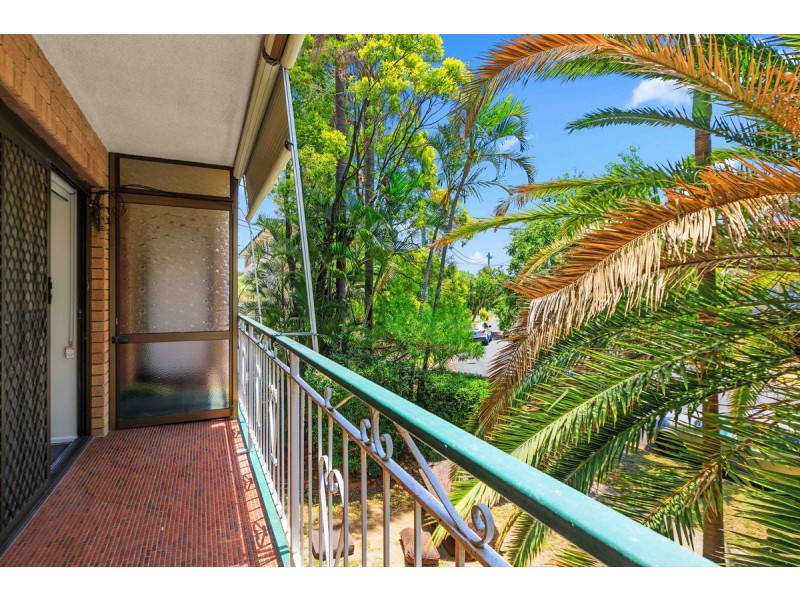 2/65 Jellicoe Street, Coorparoo QLD 4151