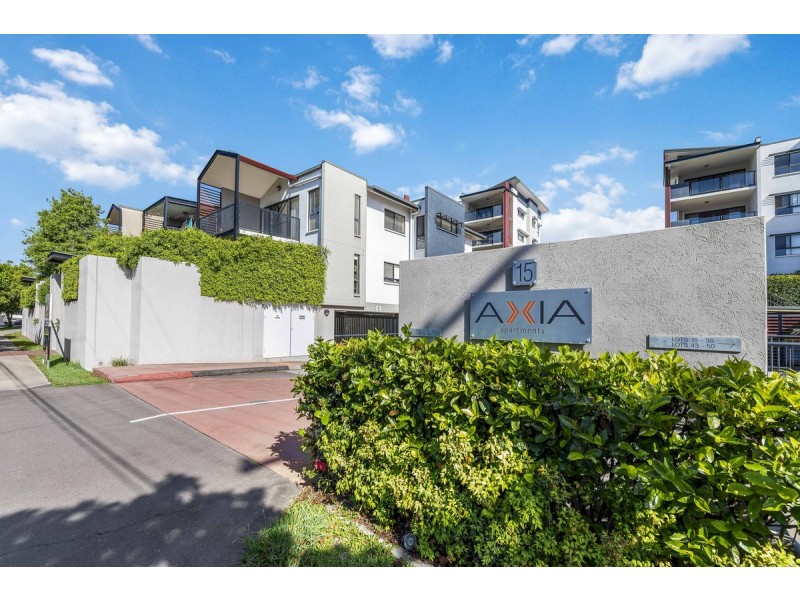 42/11 Kitchener Street, Coorparoo QLD 4151
