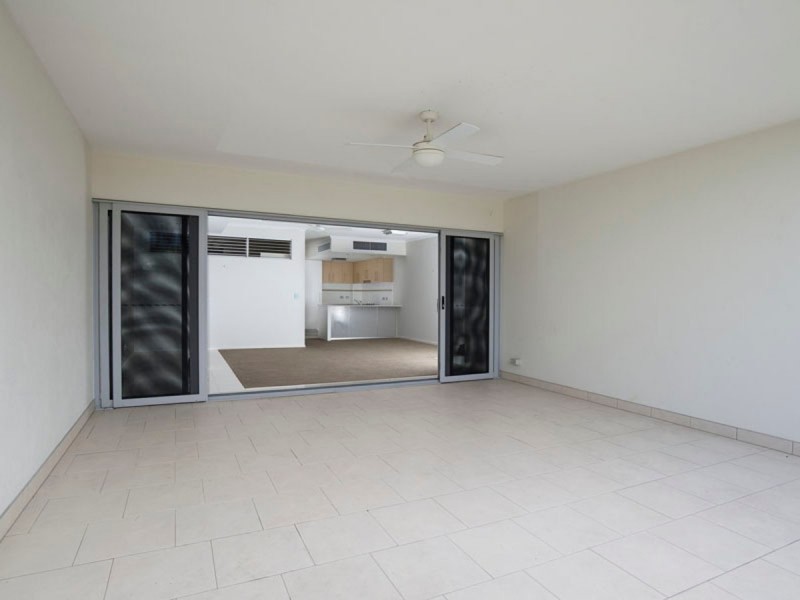 2/86 Pembroke Road, Coorparoo QLD 4151