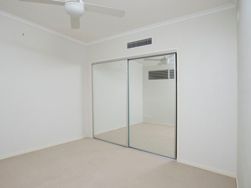 2/86 Pembroke Road, Coorparoo QLD 4151