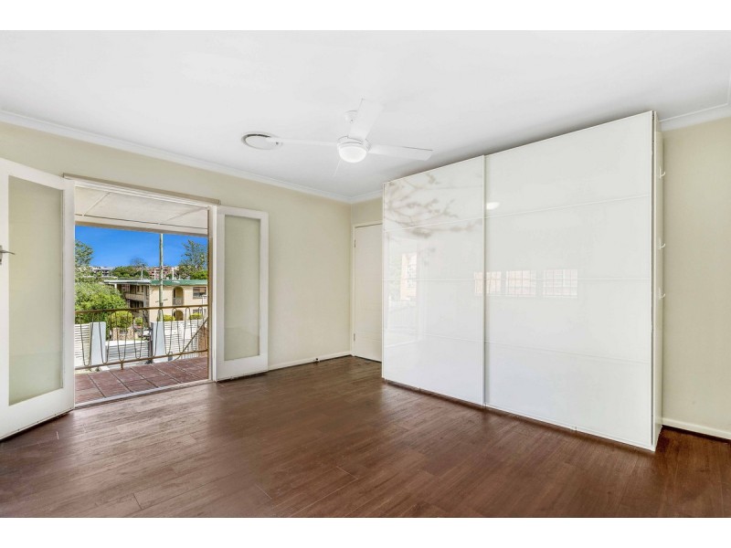 56 Nicklin Street, Coorparoo QLD 4151