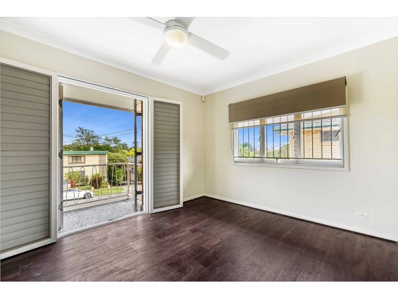 56 Nicklin Street, Coorparoo QLD 4151