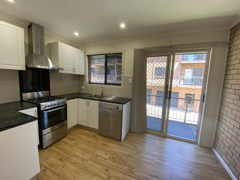 4/4 Nicklin Street, Coorparoo QLD 4151