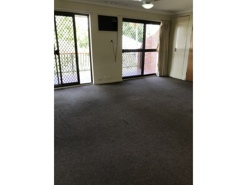 11/18 Rolle Street, Holland Park West QLD 4121