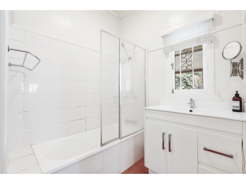 289 Nursery Road, Holland Park QLD 4121