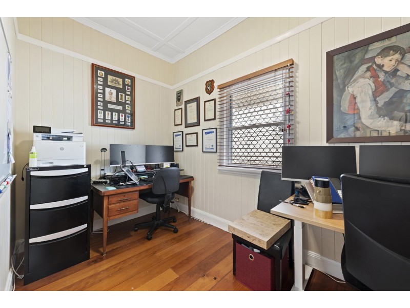 35 Nudgee Road, Hamilton QLD 4007