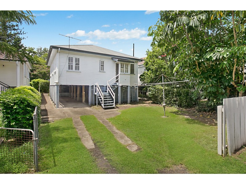 38 Nelson Street, Coorparoo QLD 4151