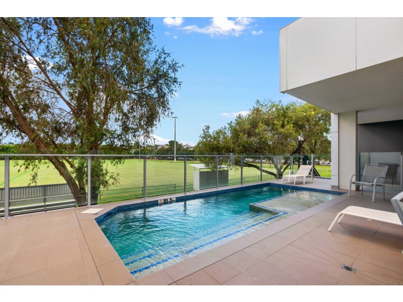 32/15 Barramul Street, Bulimba QLD 4171