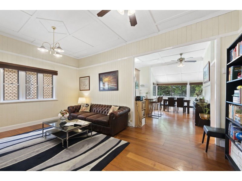 35 Nudgee Road, Hamilton QLD 4007