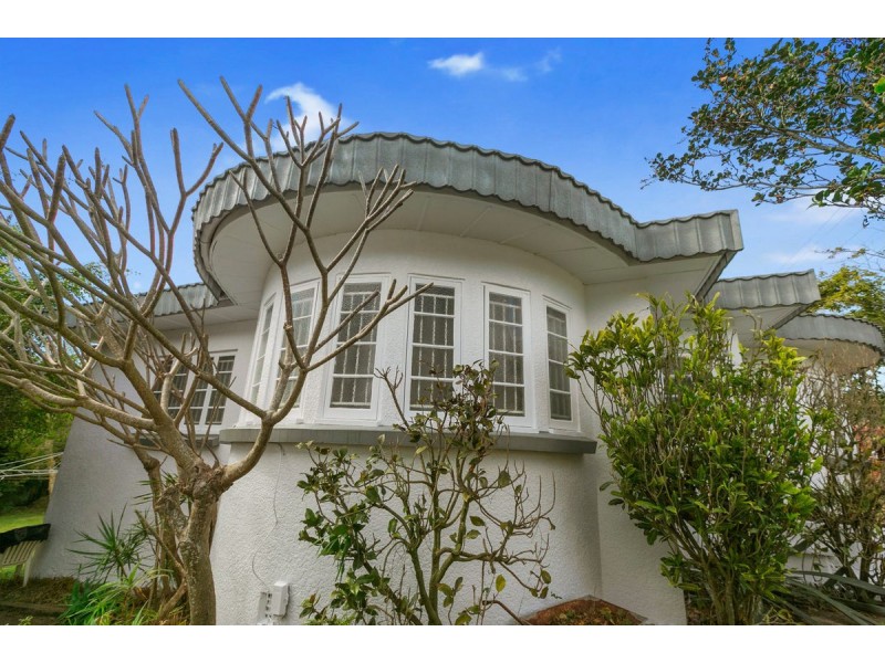 48 Broadwater Road, Mount Gravatt East QLD 4122