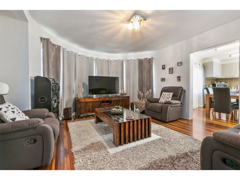 48 Broadwater Road, Mount Gravatt East QLD 4122