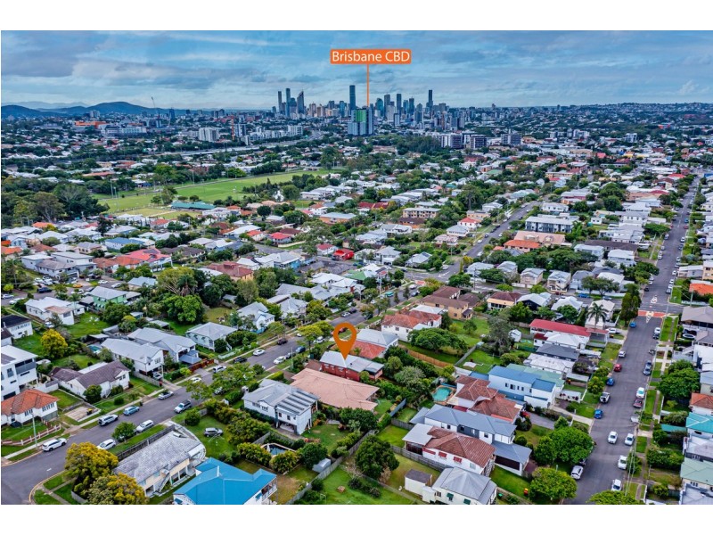 86 Bunya Street, Greenslopes QLD 4120