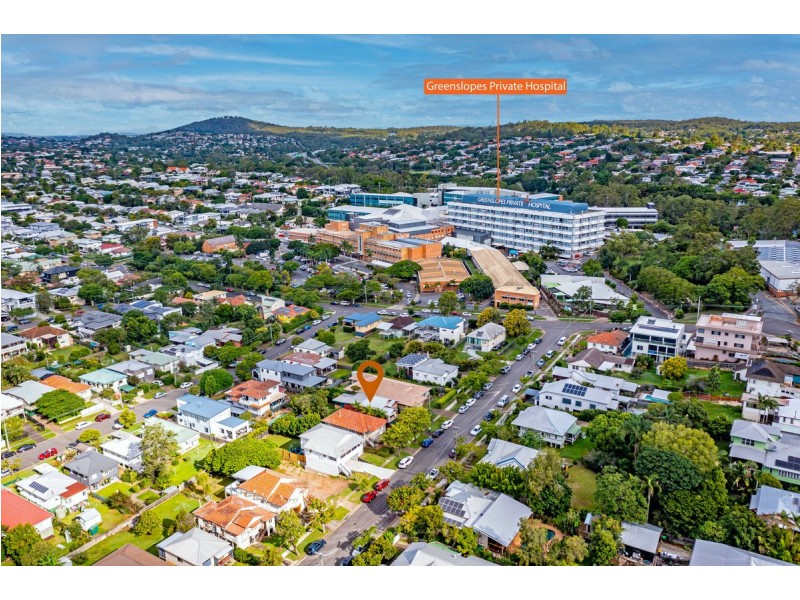 86 Bunya Street, Greenslopes QLD 4120