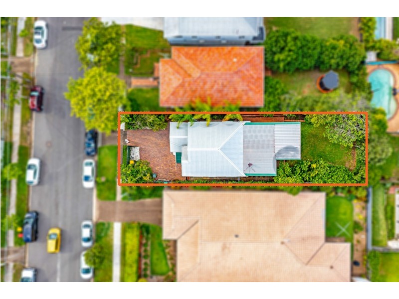 86 Bunya Street, Greenslopes QLD 4120