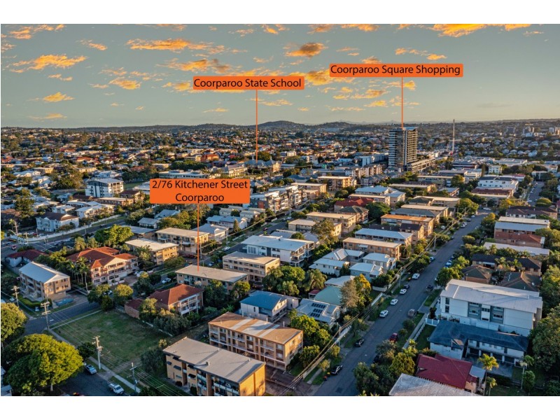 2/76 Kitchener Street, Coorparoo QLD 4151