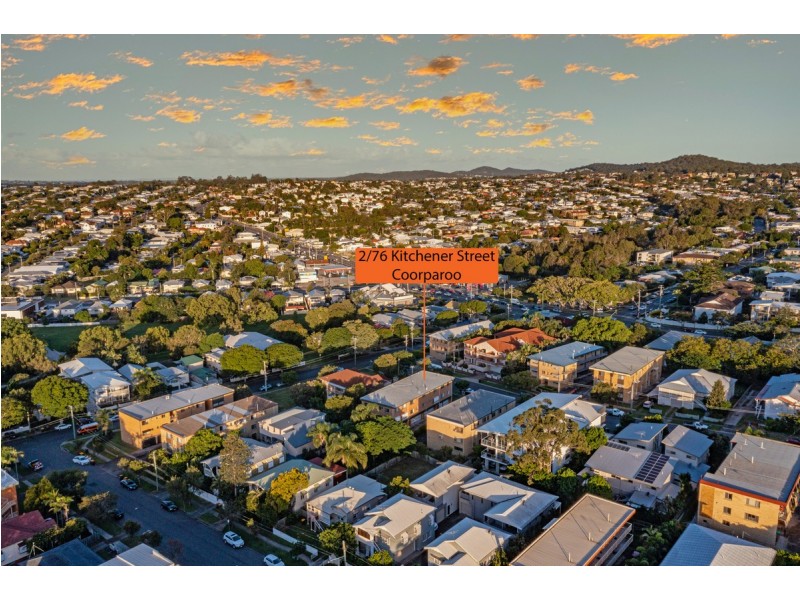 2/76 Kitchener Street, Coorparoo QLD 4151