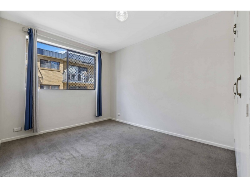 2/54 Amelia Street, Coorparoo QLD 4151