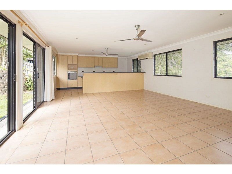 55 Roseglen Street, Greenslopes QLD 4120