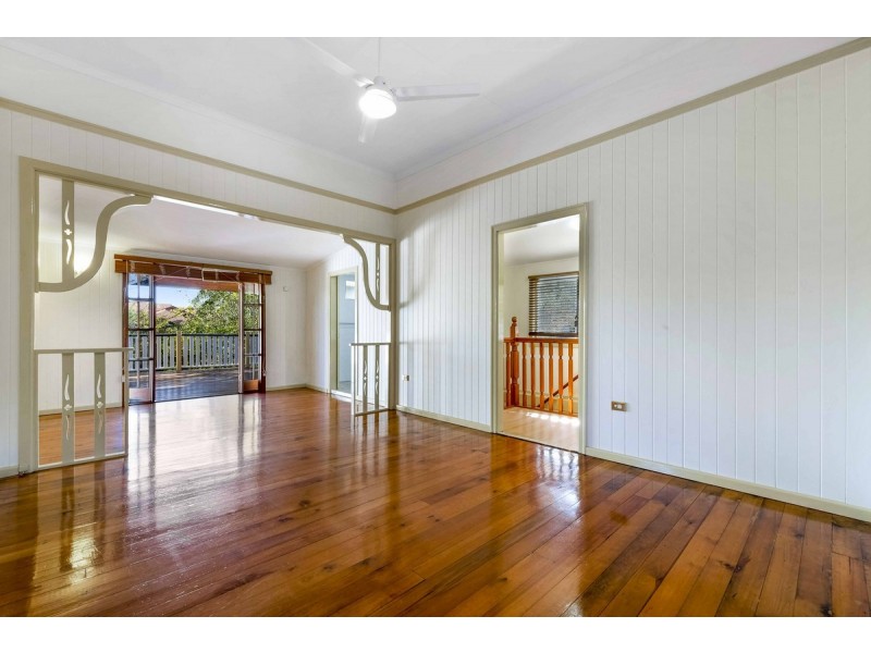 54 Rutland Street, Coorparoo QLD 4151