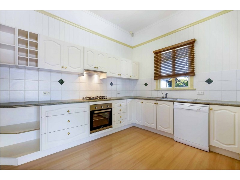 54 Rutland Street, Coorparoo QLD 4151