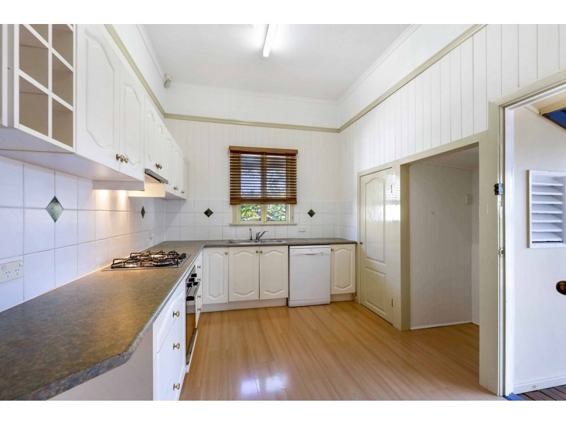 54 Rutland Street, Coorparoo QLD 4151