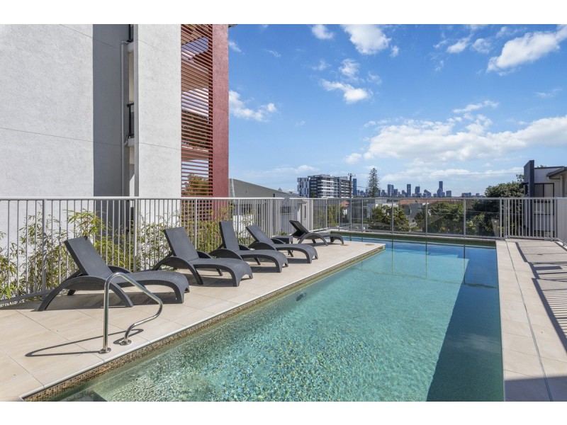 17/11-15 Kitchener Street, Coorparoo QLD 4151