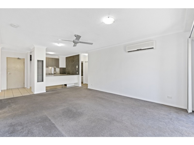 17/11-15 Kitchener Street, Coorparoo QLD 4151