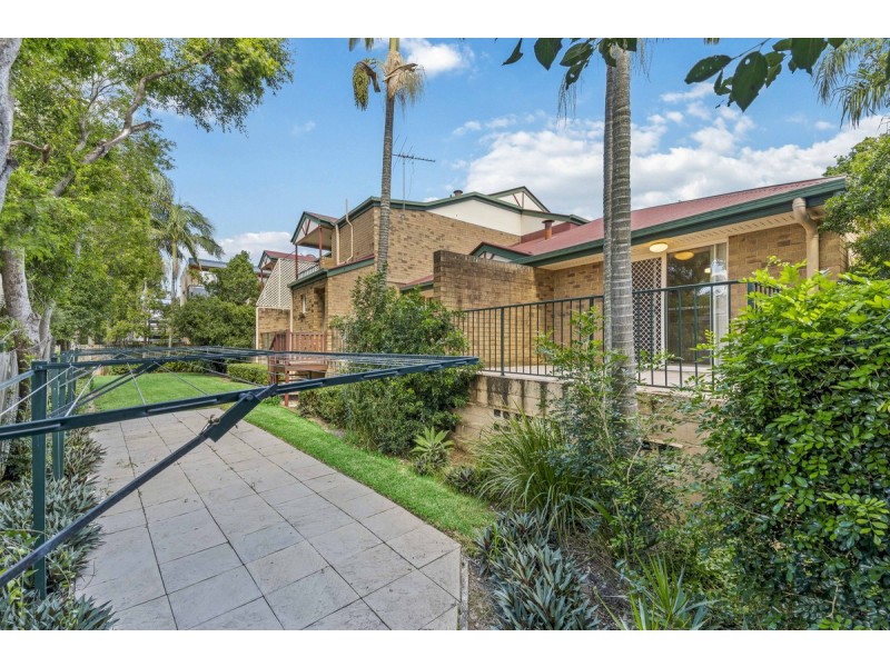 5/33 Lilly Street, Greenslopes QLD 4120
