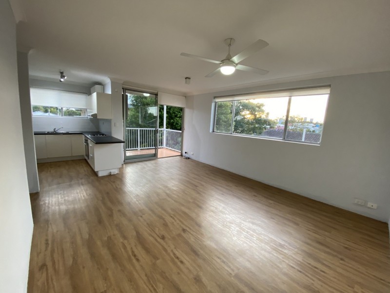 6/90 French Street, Coorparoo QLD 4151