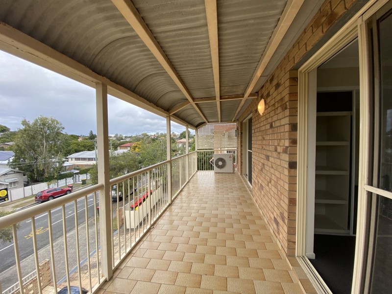 4/98 Pembroke Road, Coorparoo QLD 4151