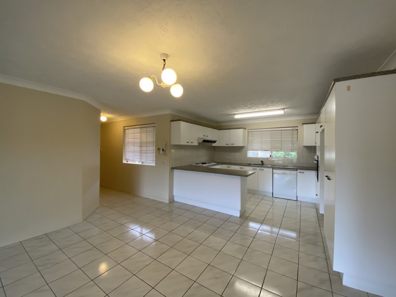 4/98 Pembroke Road, Coorparoo QLD 4151