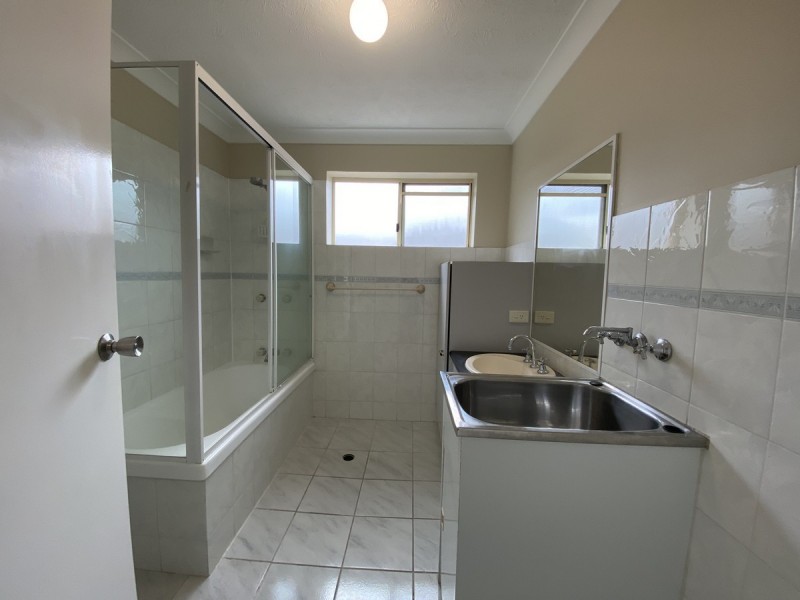 4/98 Pembroke Road, Coorparoo QLD 4151