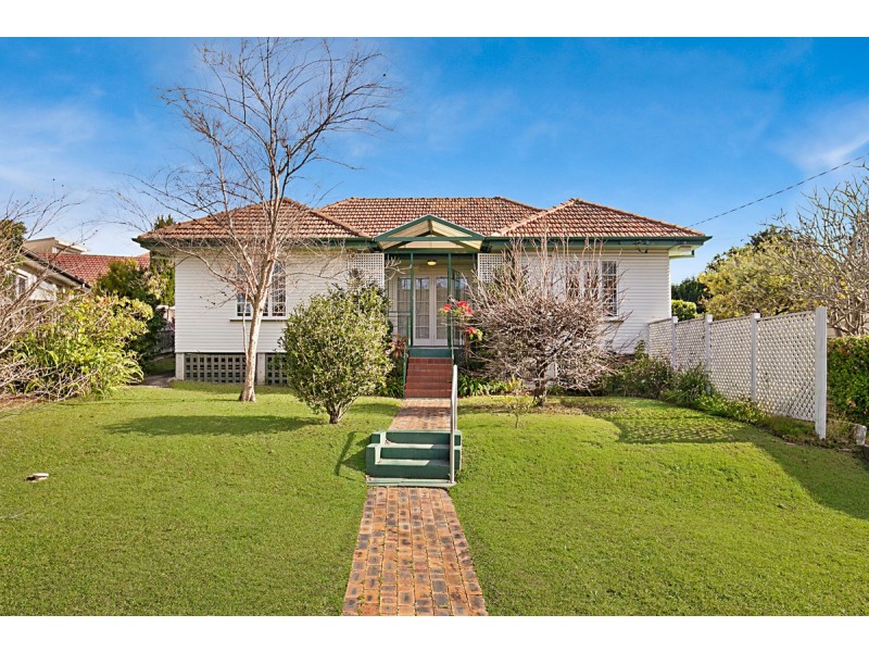 135 Buena Vista Avenue, Coorparoo QLD 4151