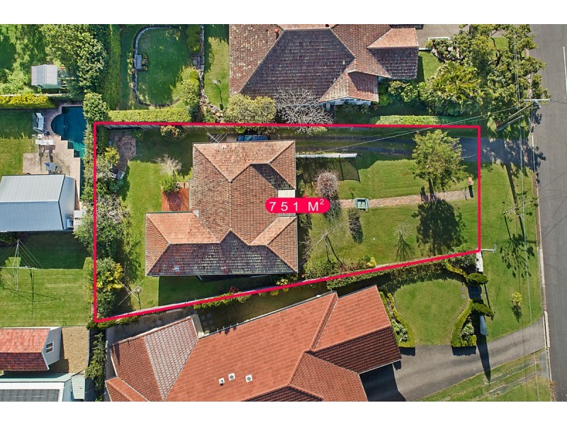 135 Buena Vista Avenue, Coorparoo QLD 4151