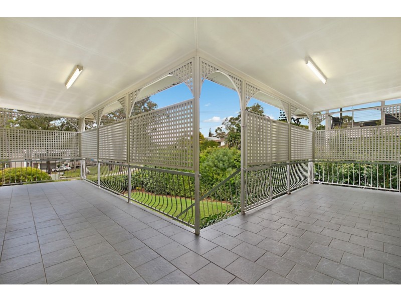 55 Canopus Street, Coorparoo QLD 4151