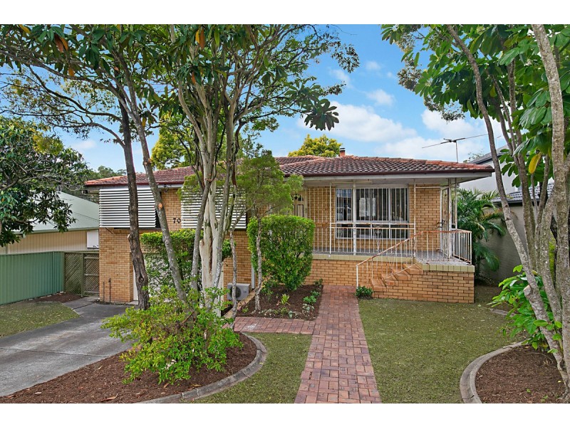 70 Capella Street, Coorparoo QLD 4151
