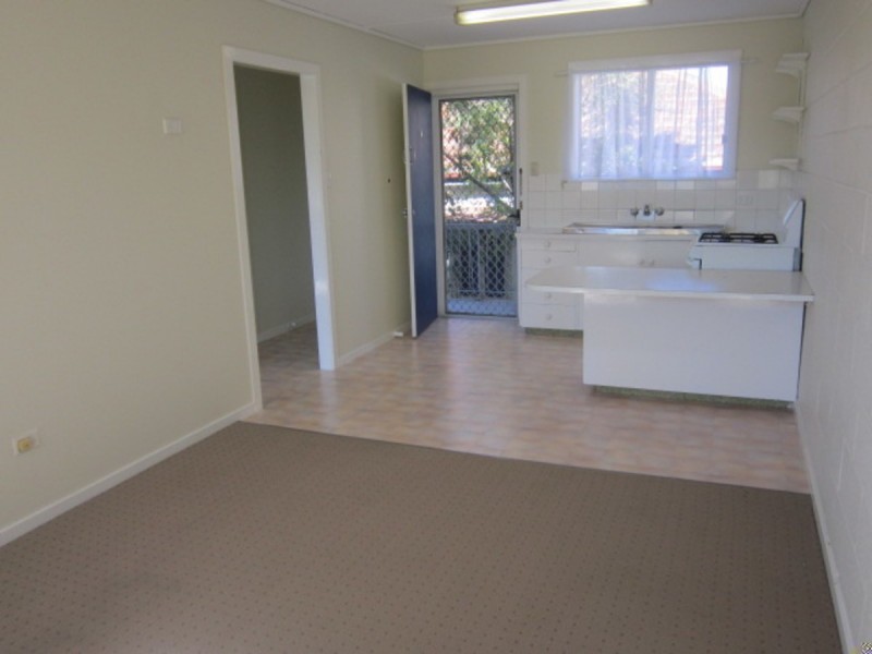 2/697 Logan Road, Greenslopes QLD 4120