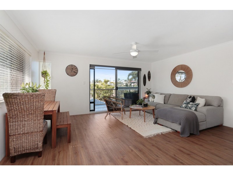 4/35 York Street, Coorparoo QLD 4151