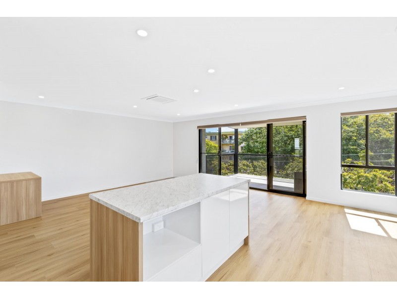 37/11 Kitchener Street, Coorparoo QLD 4151