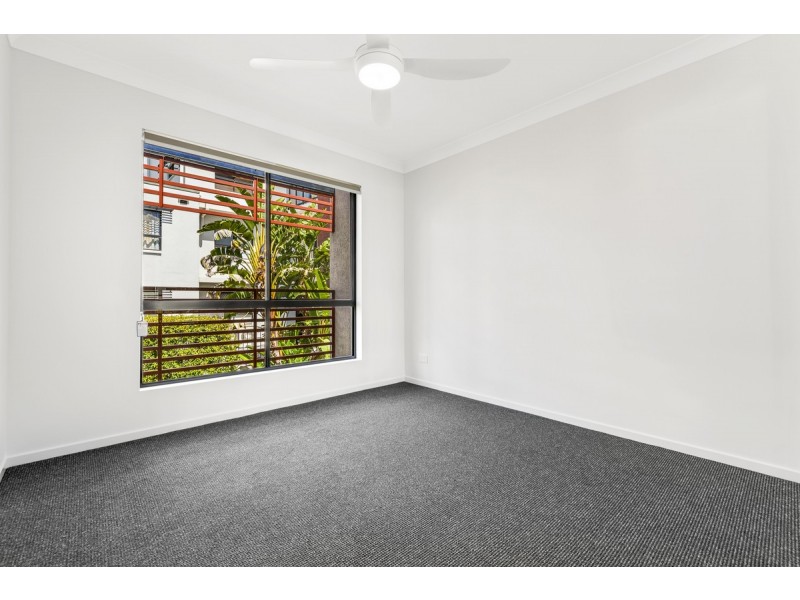 37/11 Kitchener Street, Coorparoo QLD 4151