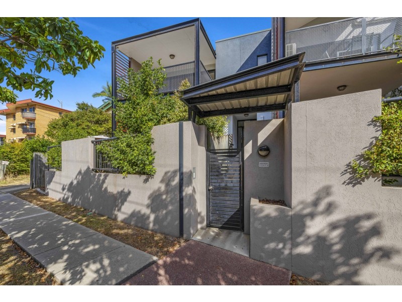 37/11 Kitchener Street, Coorparoo QLD 4151