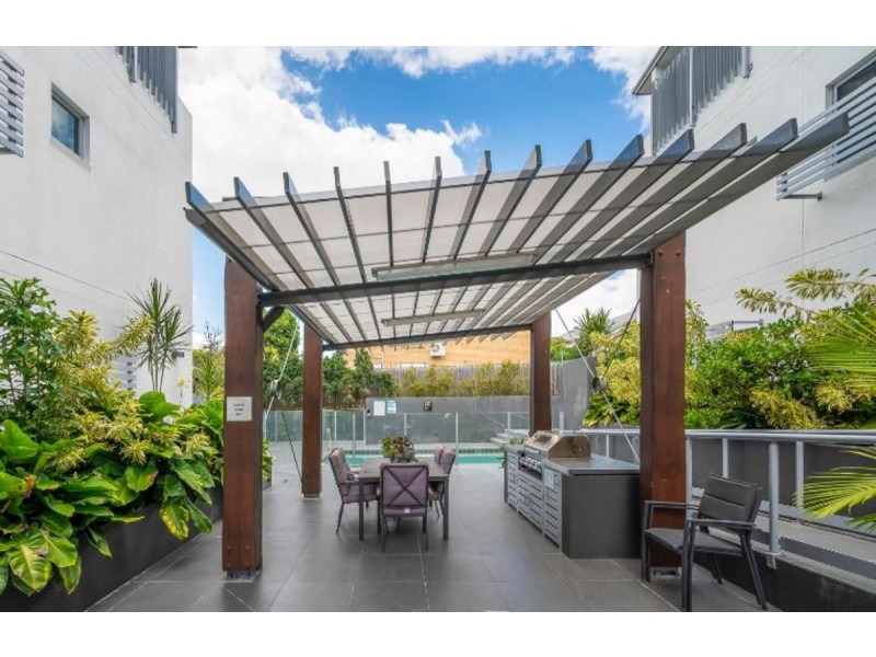 14/53-61 Kitchener Street, Coorparoo QLD 4151