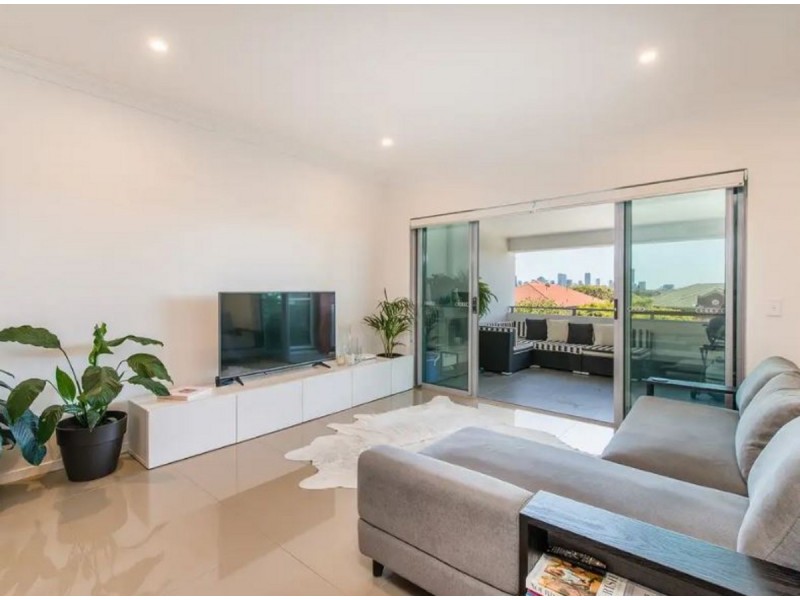 14/53-61 Kitchener Street, Coorparoo QLD 4151