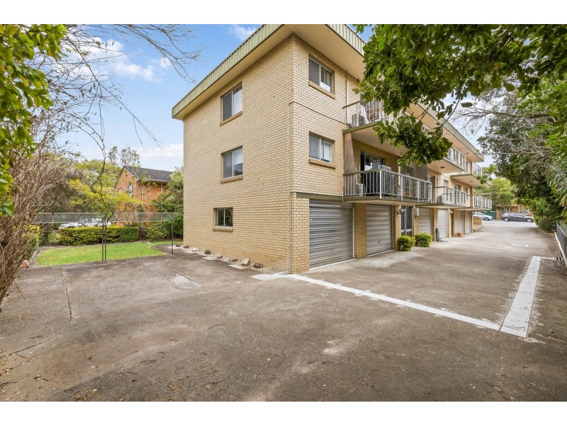 2/117 Pembroke Road, Coorparoo QLD 4151