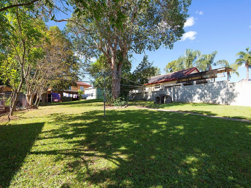 147 Porteus Drive, Seven Hills QLD 4170