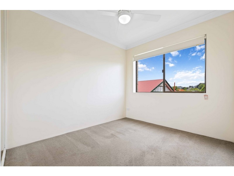 9/29 Beatrice Street, Greenslopes QLD 4120