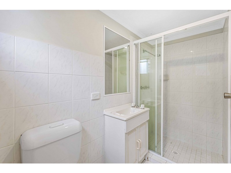 2/98 Pembroke Road, Coorparoo QLD 4151