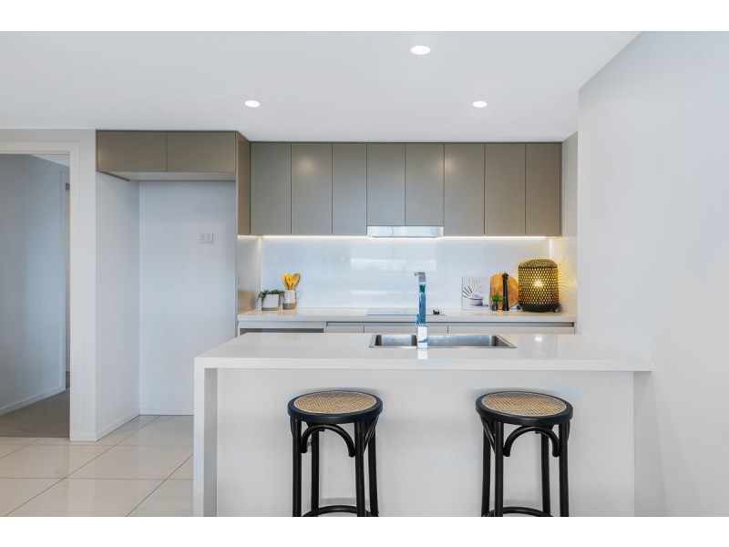 808/45 Wellington Road, East Brisbane QLD 4169